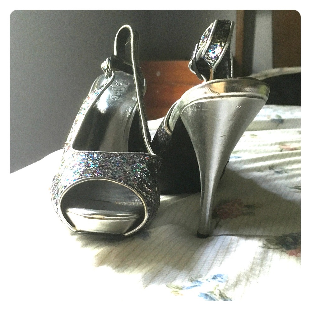 I don't use them and they are just there.