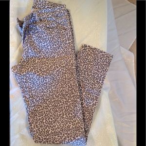 Gray leopard skinny jeans
