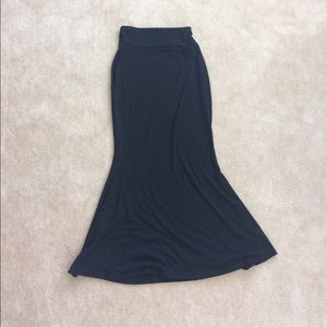 Long black skirt