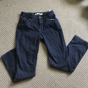 Levi Dark blue denim jeans