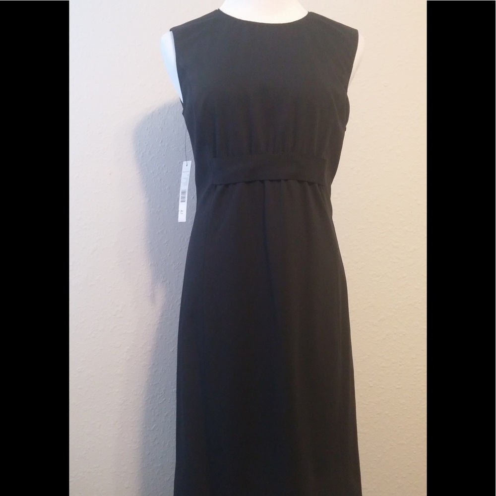 Chic Black Dress