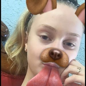 Meet your Posher, Baylee