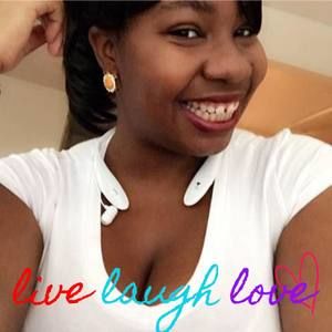 Meet your Posher, Angela