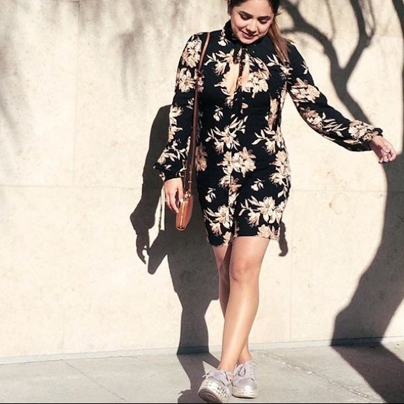 Black floral dress - Picture 1 of 2