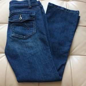 Gloria Vanderbilt jeans