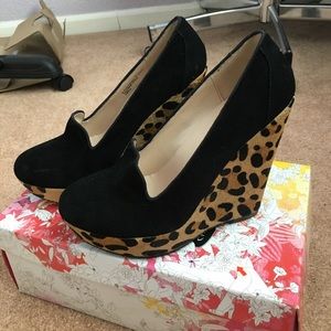 Chinese Laundry Suede Shoes