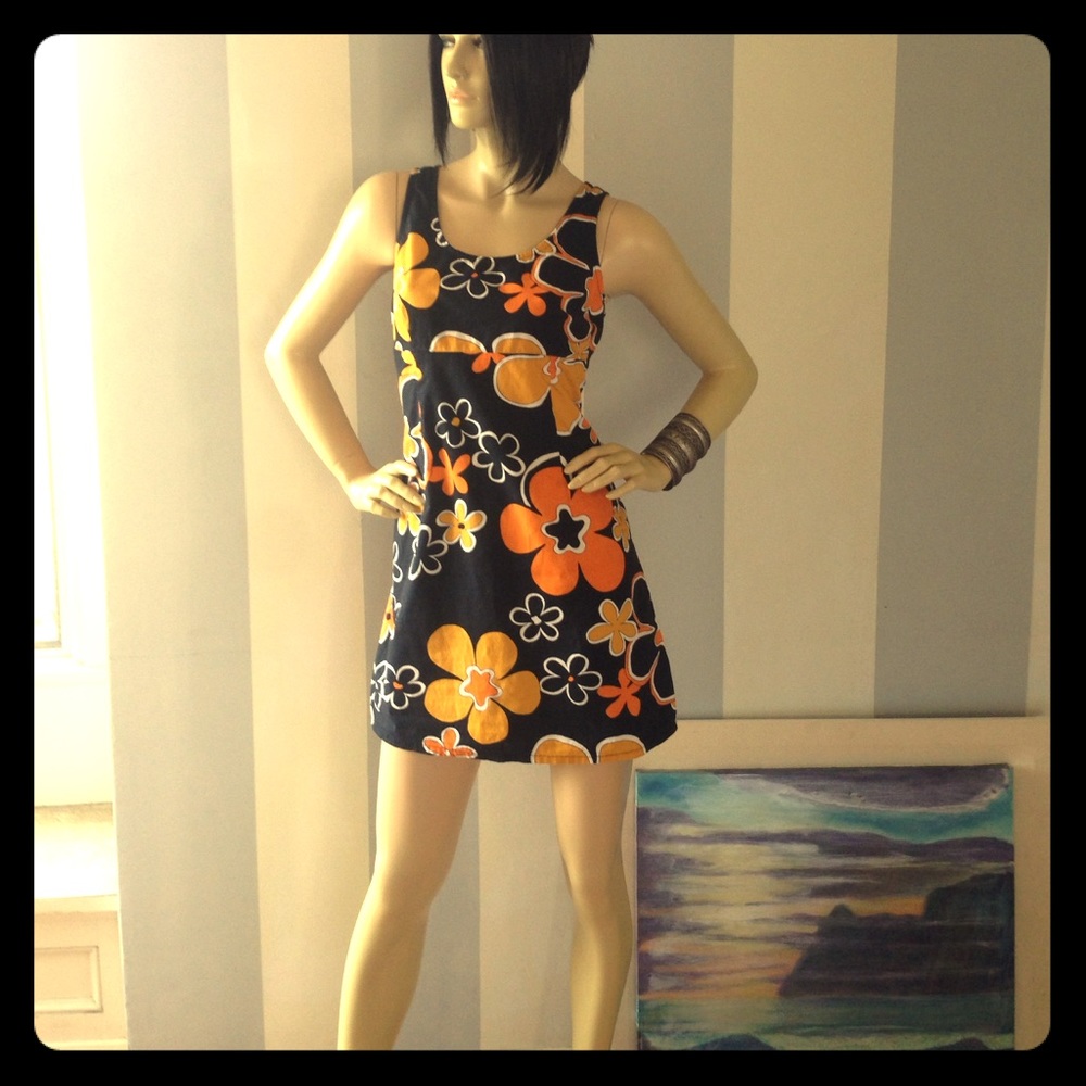 Vintage Flower Power dress