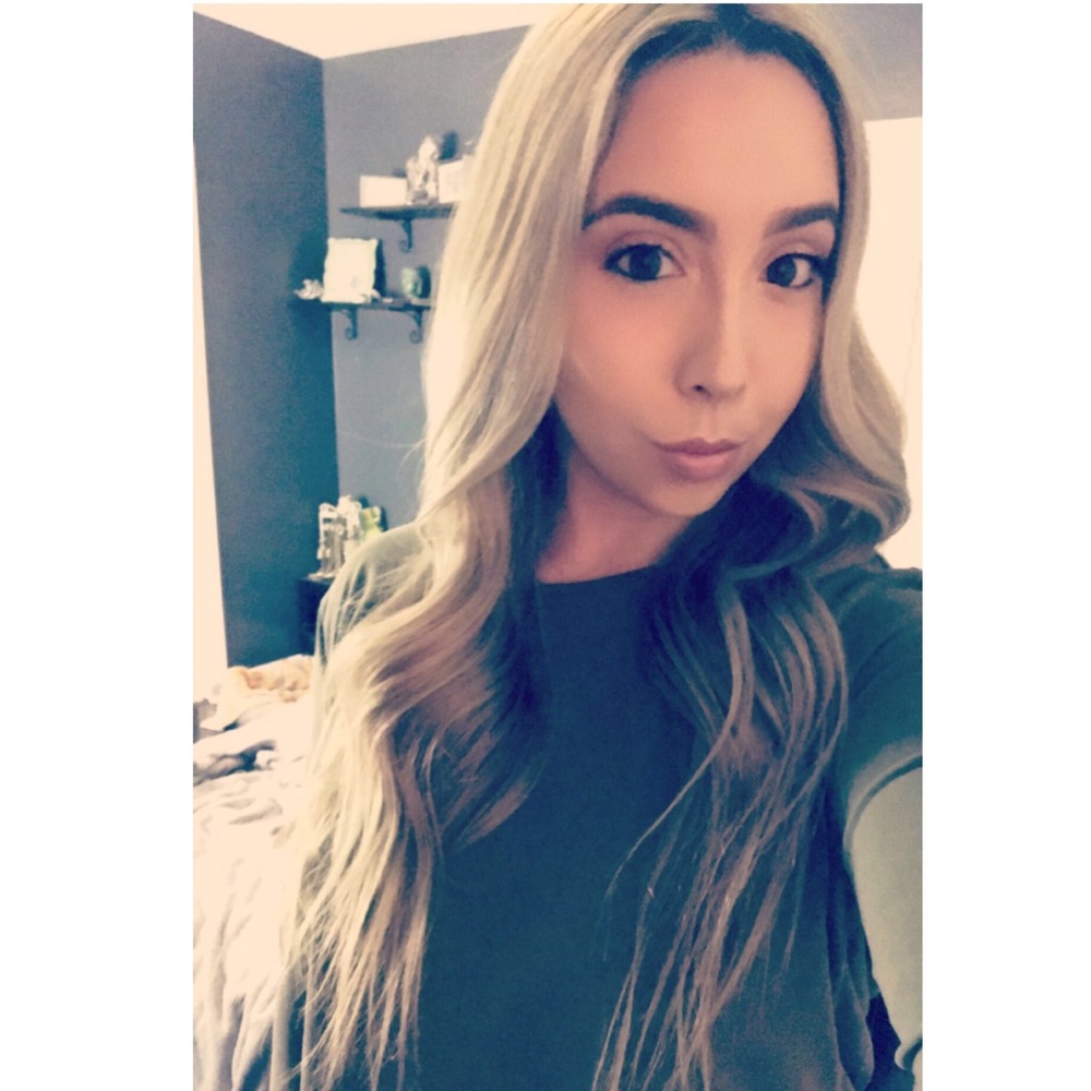 Meet your Posher, Ashley