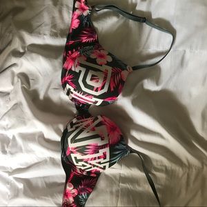 Victoria's Secret Pink bra
