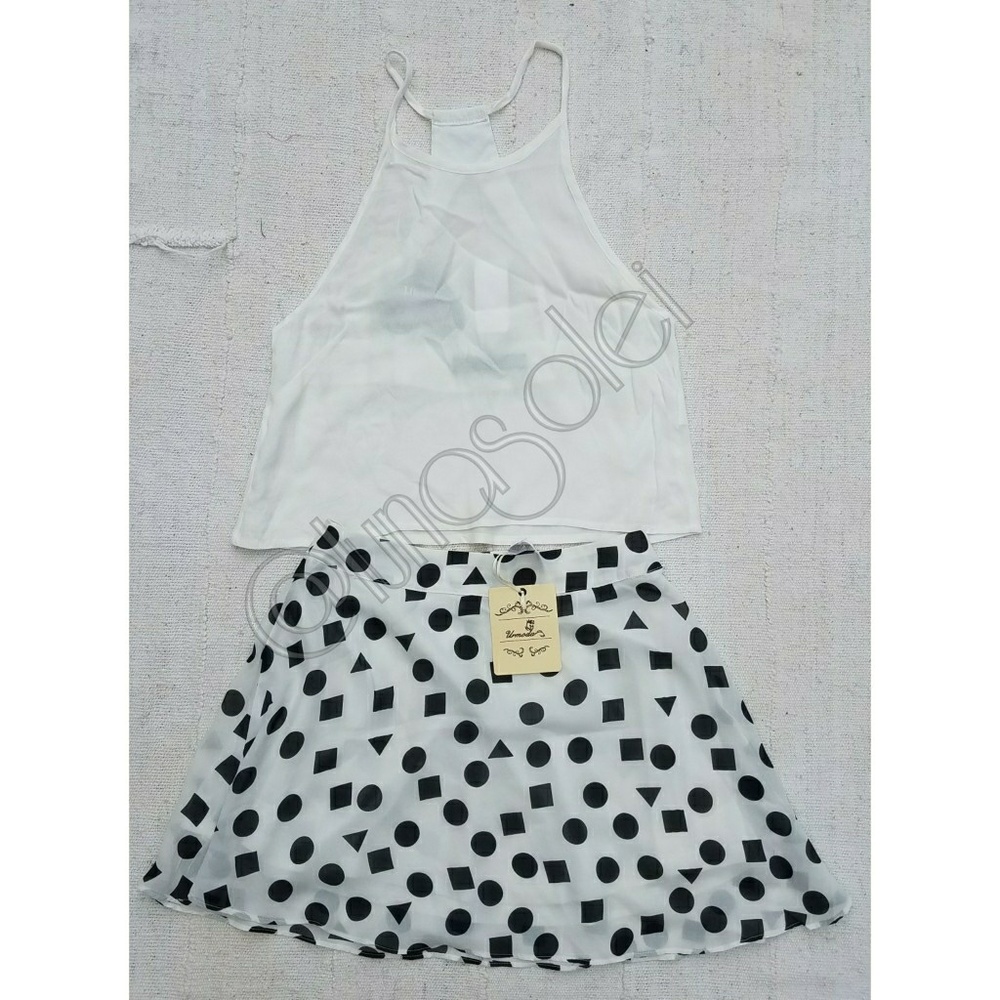 3/$30 LF XS & S Black White Dot Geometric Skirt