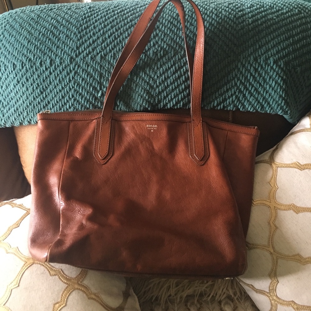 Fossil tote bag