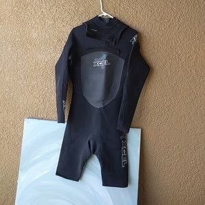 Men's long arm spring suit. 2 mm chest zip