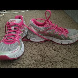Asics women's size 9