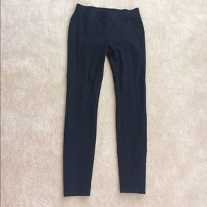 Thick black leggings