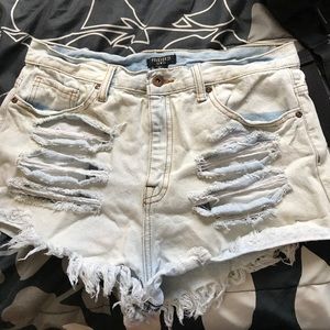 Light wash denim jean shorts