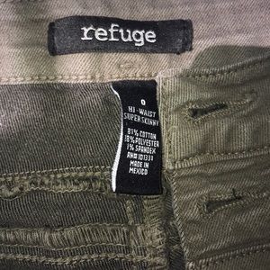 Skinny jeans