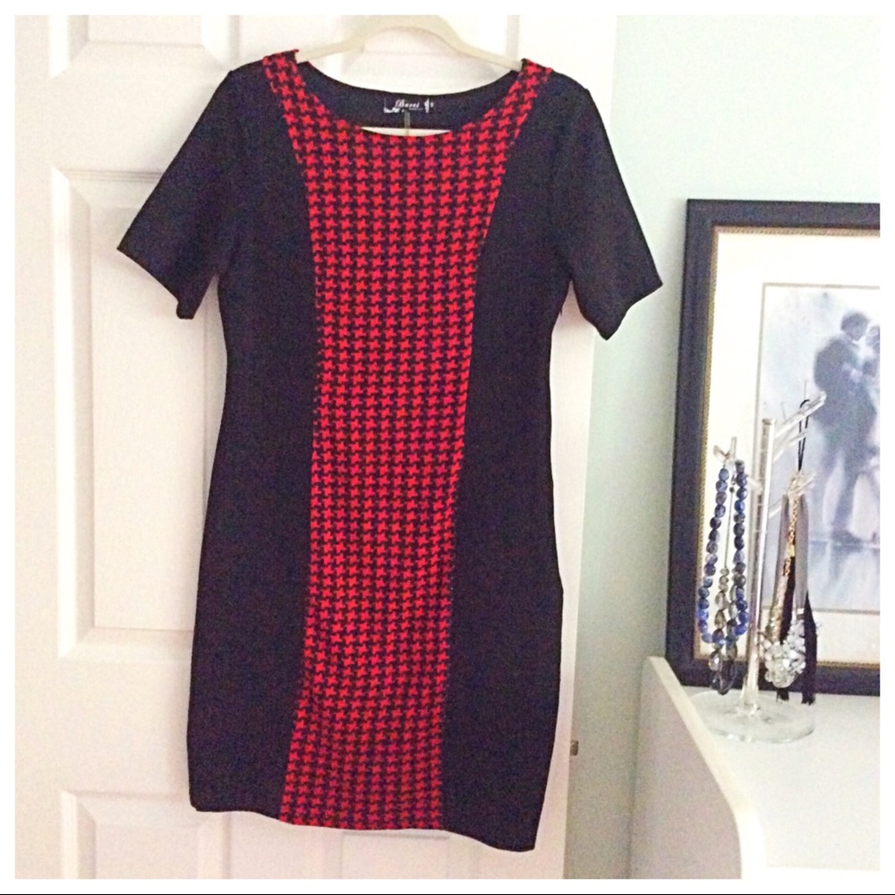 EUC Bacci Black & Red Houndstooth Dress - Size S