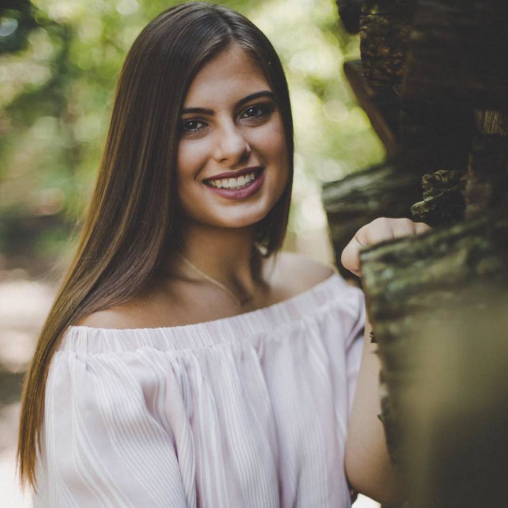 Meet your Posher, Victoria