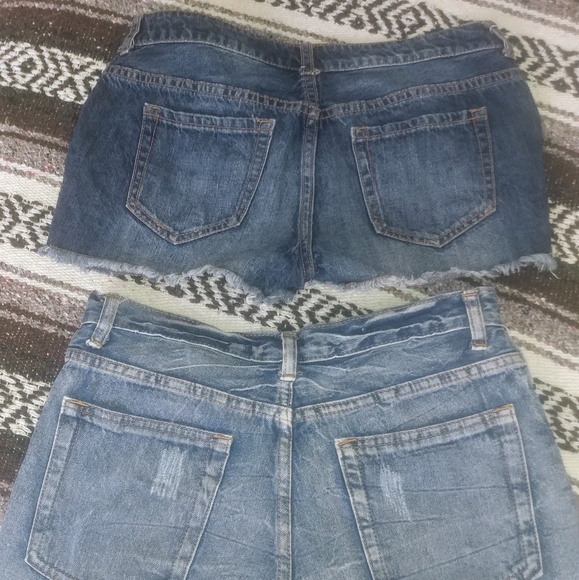 🎉LOT of 2: forever 21 denim shorts🎉 - Picture 4 of 4