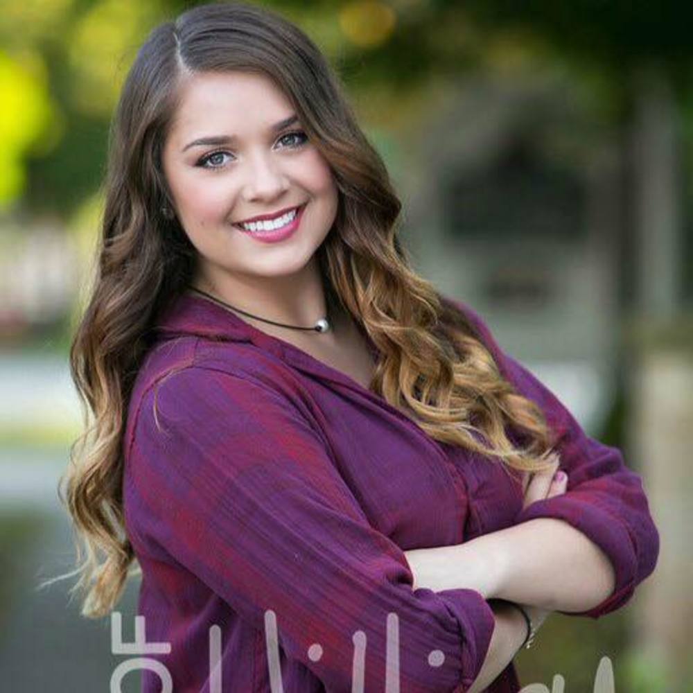 Meet your Posher, Cassie