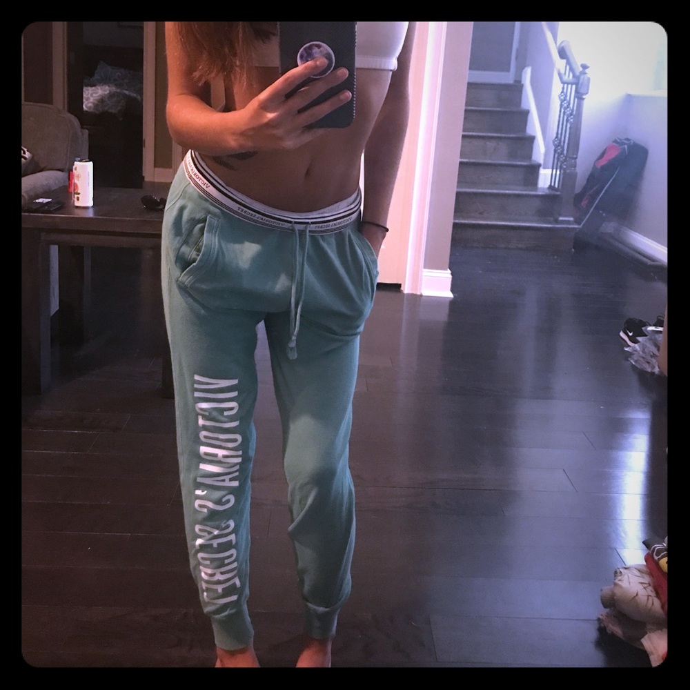 ‼️ SOLD ‼️ Victoria Secret sweatpants