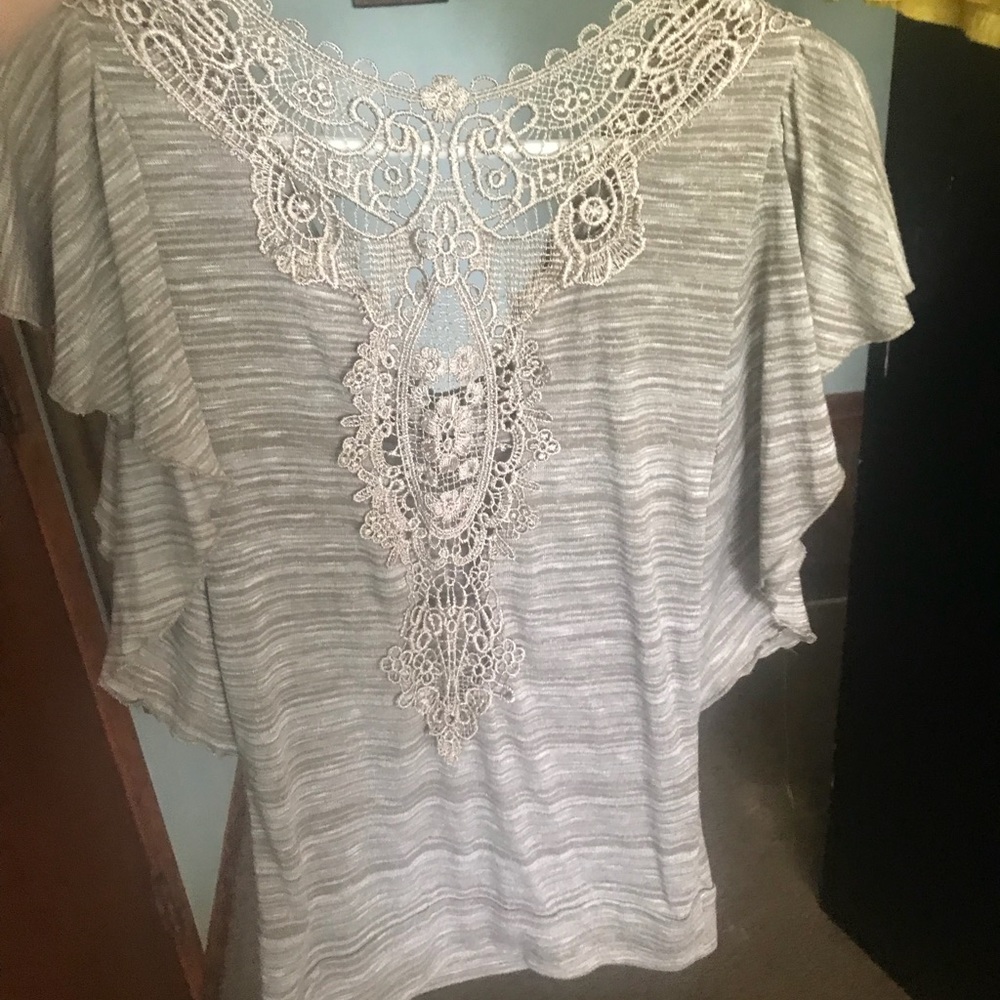 Sweater with a open back