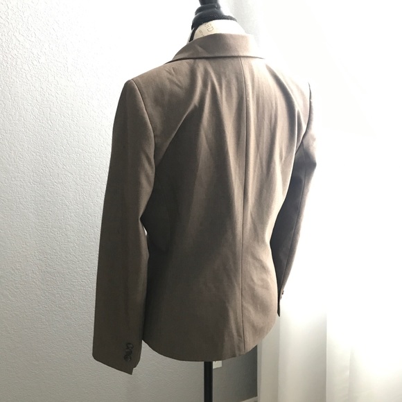Tahari Arthur S.Levine Collection Suit Blazer - Picture 3 of 7