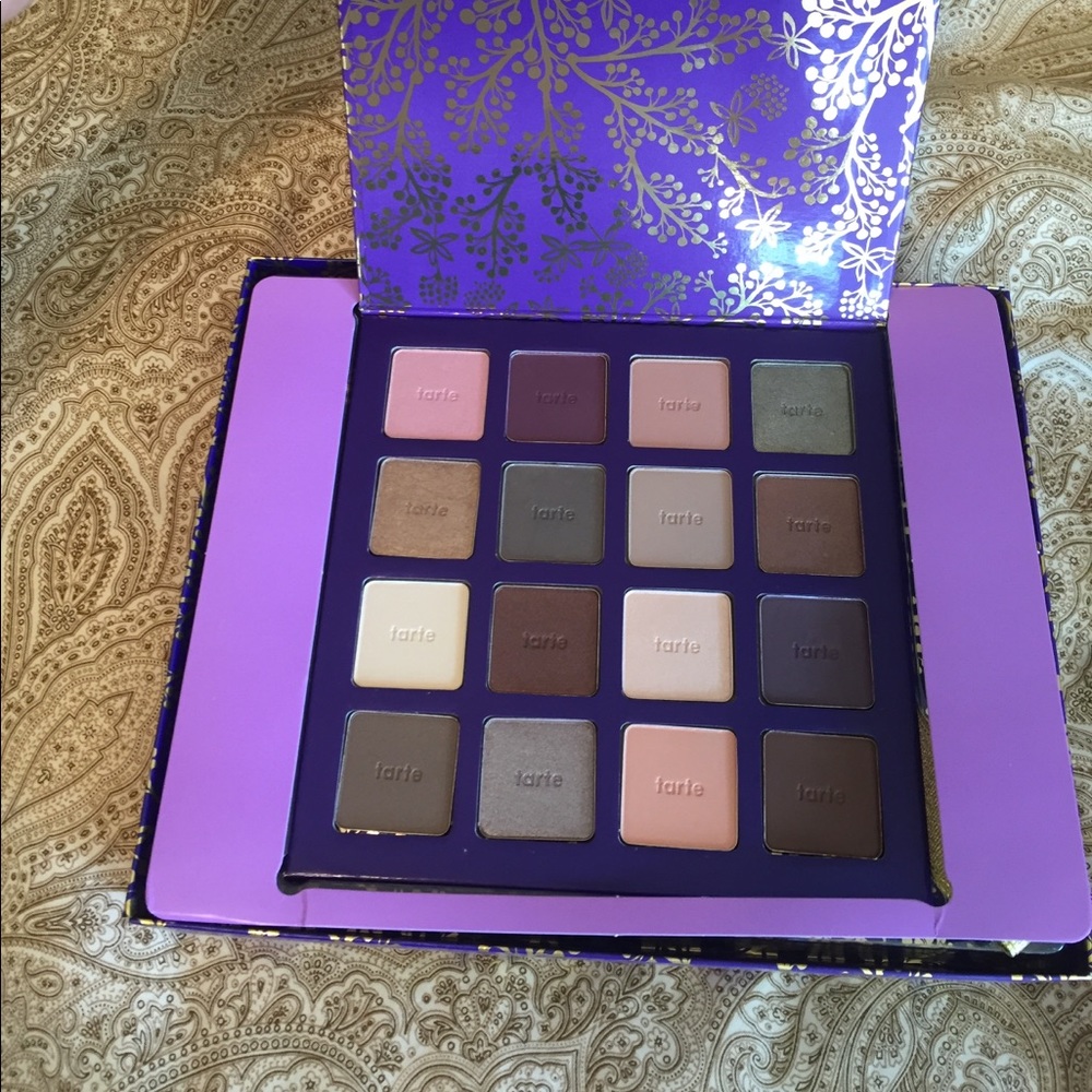BRAND NEW Tarte Eyeshadow Palette