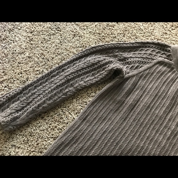 LOFT Sweater - Picture 4 of 4