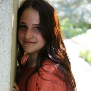 Meet your Posher, Quinn