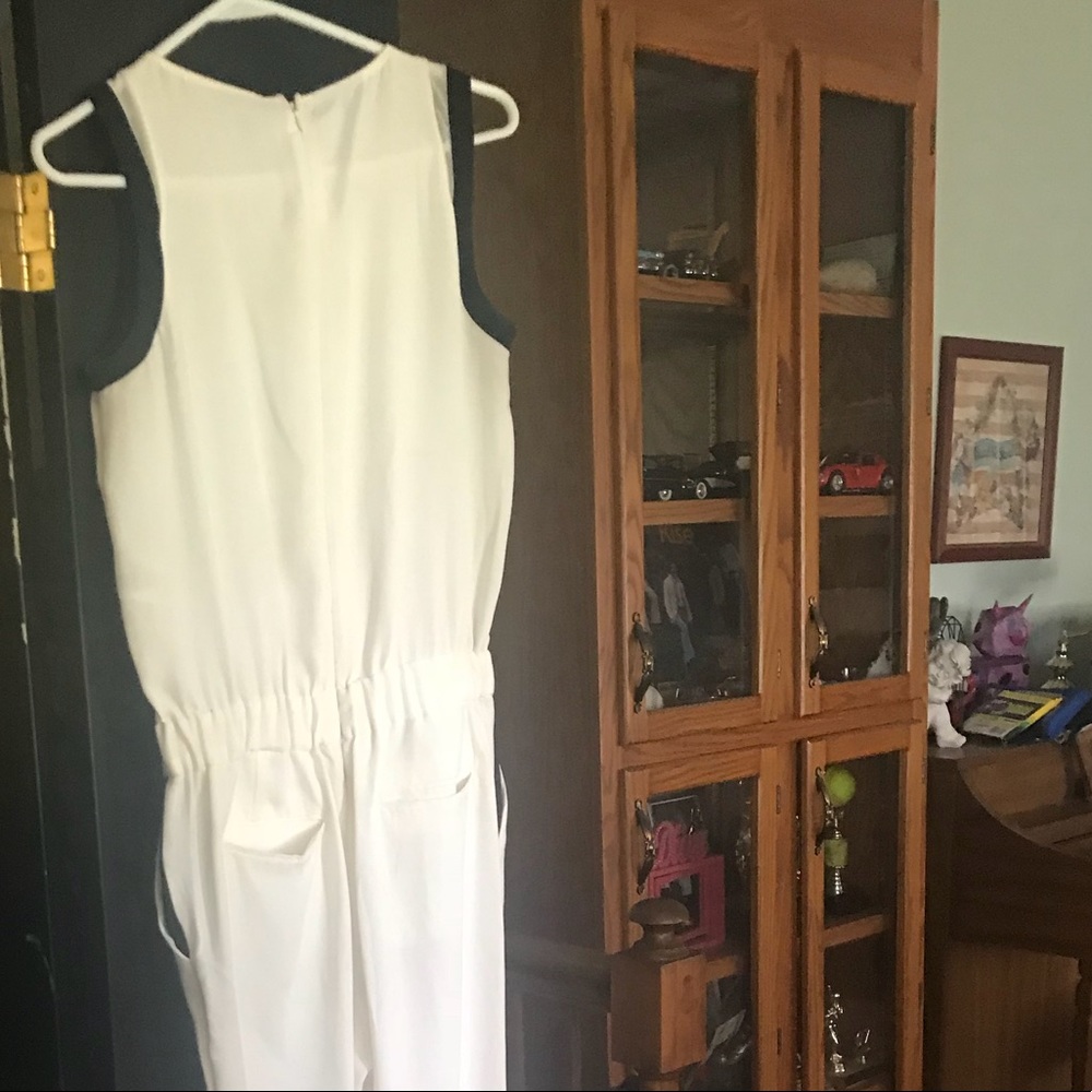 Jump suit - Picture 2 of 3