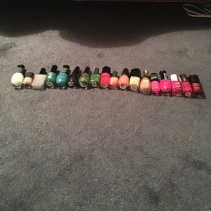 Nail polish and tools lot (18)