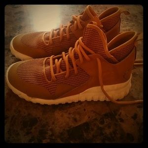 Adidas tubular shoes