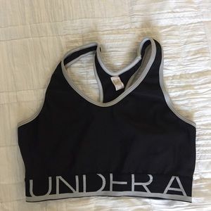Under Armour sports bra (XS)