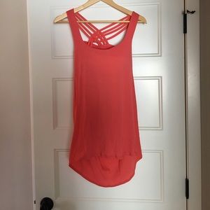 Lululemon tank