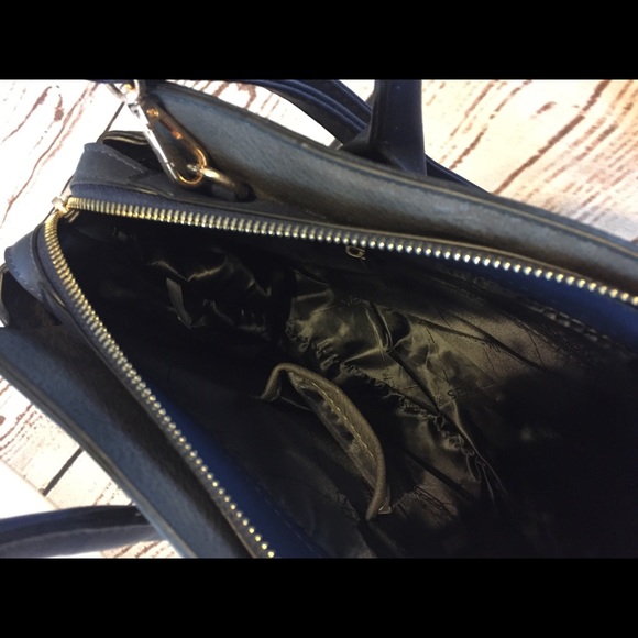 Purse - Picture 3 of 3