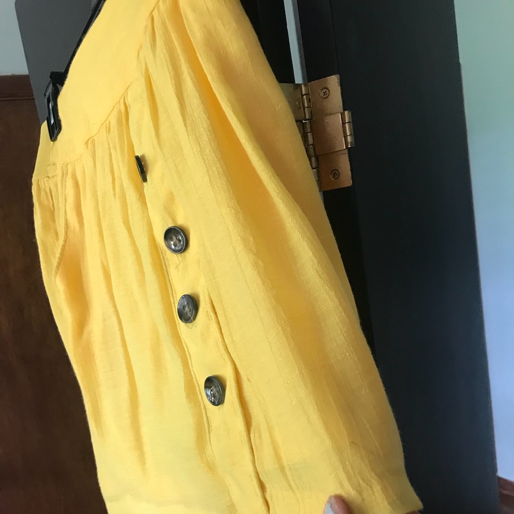 Yellow skirt