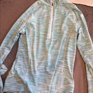 Quarter zip lightweight pullover
