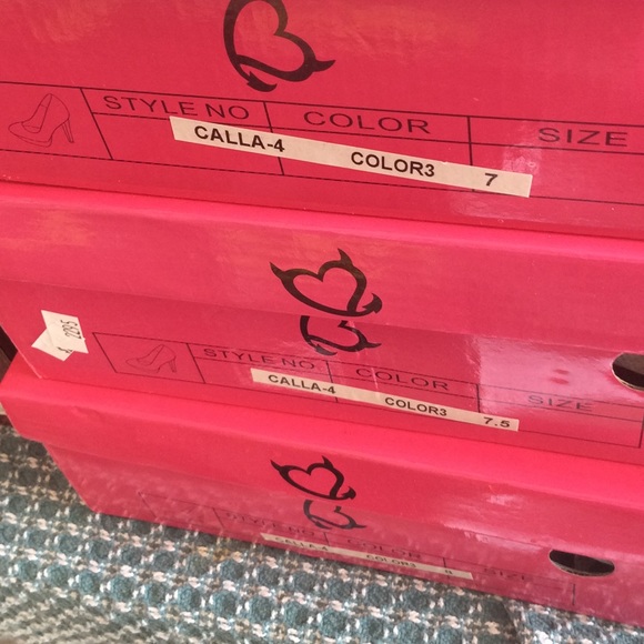 Colorful heels - Picture 3 of 4