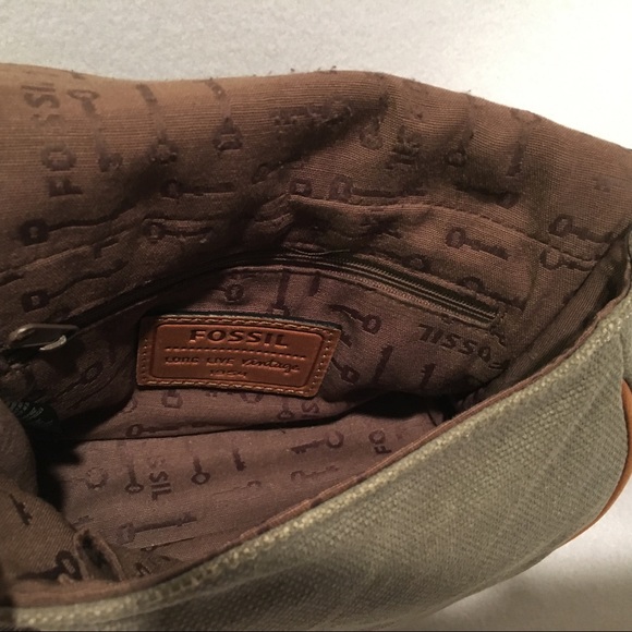 🐿 Fossil Emilia Crossbody Bag - Leather & Canvas - Picture 5 of 7