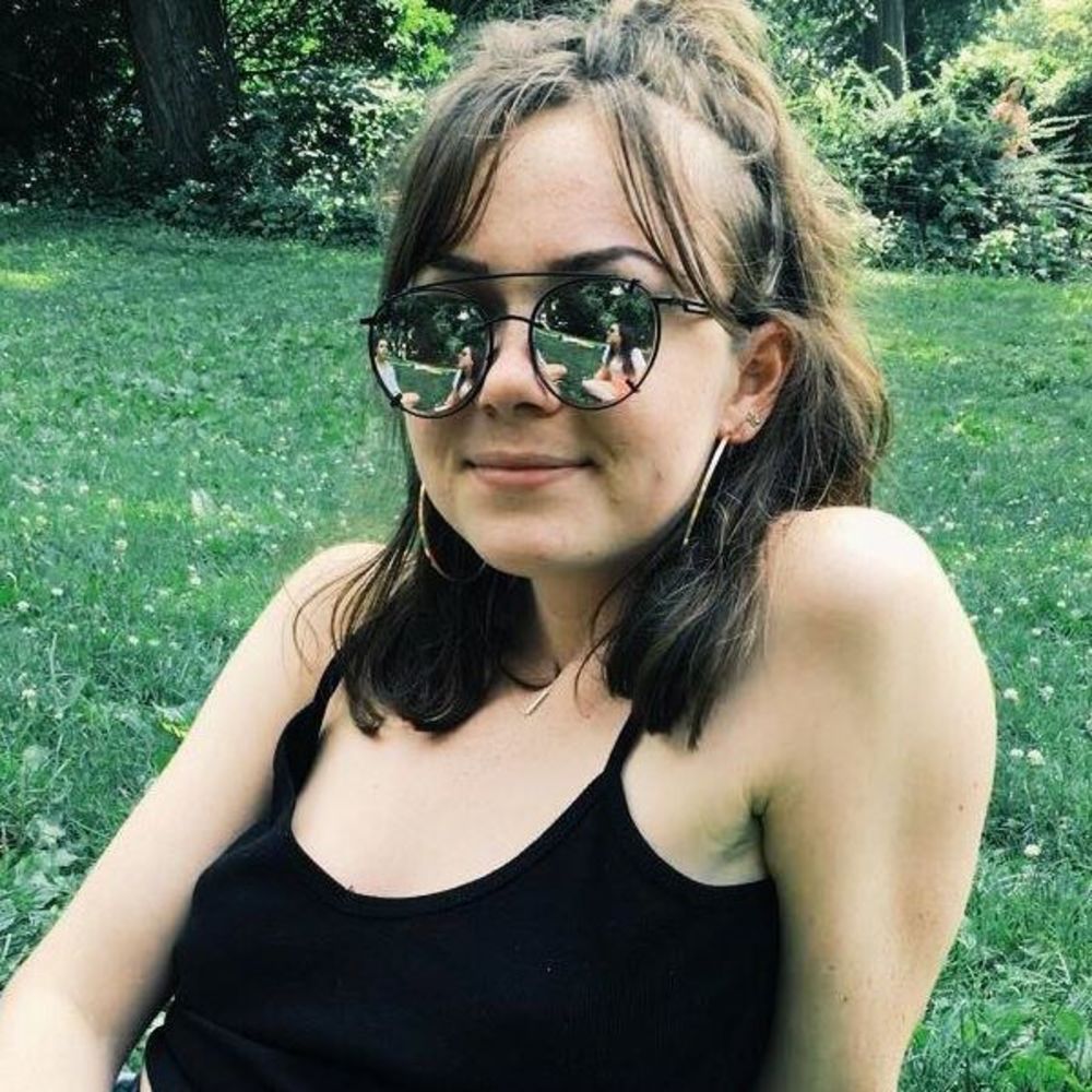 Meet your Posher, Julia