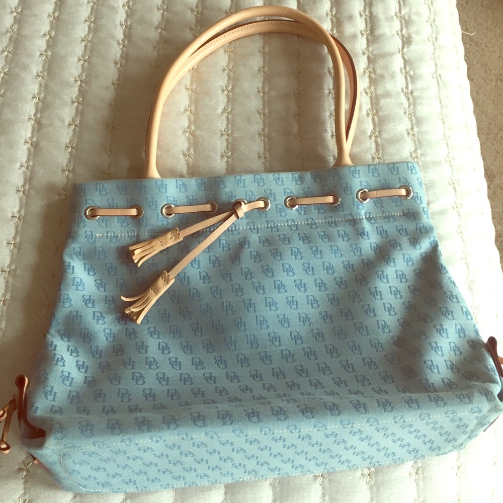 Vintage Tassel Tote