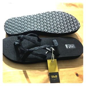 Women's Olowahu Strappy Flip-Flop