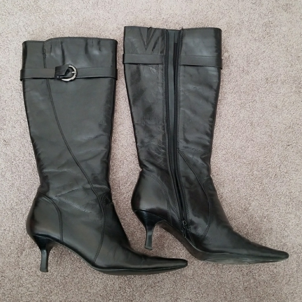 Leather Bandolino knee high boots black