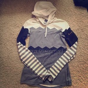Nike dri fit hoodie
