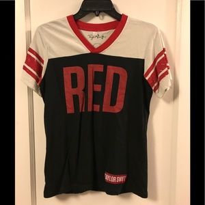 ❗️4 items for $8 ❗️Taylor Swift Red tour shirt