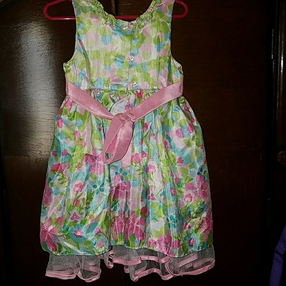 Dress - Picture 3 of 4