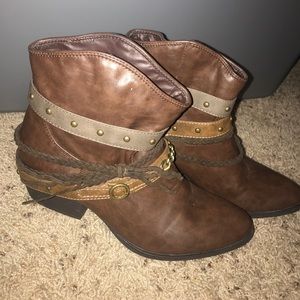 boots