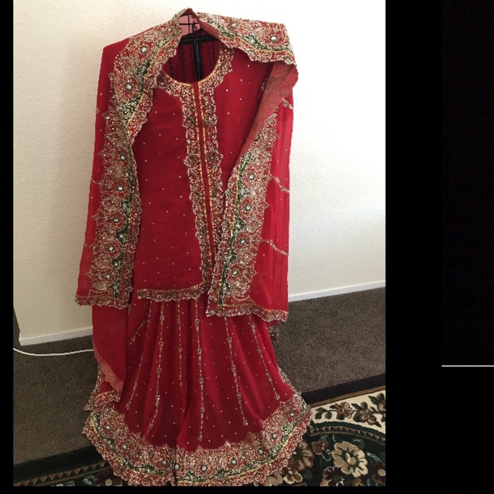 Pakistani Lehenga