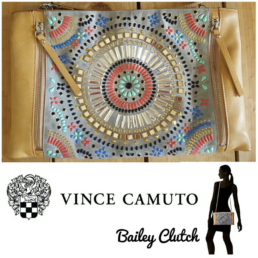 Must have 💘 Vince Camuto Beaded Bailey Clutch!
